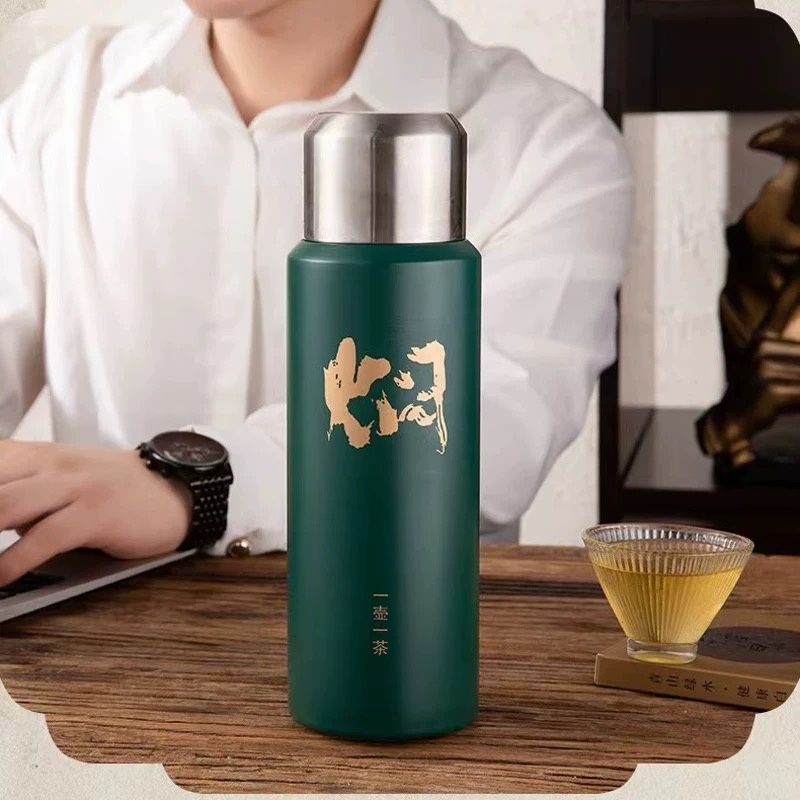Термос "One Sip One Tea" з поїлкою та ситом для чаю, колір: зелений (600мл) 3581 фото